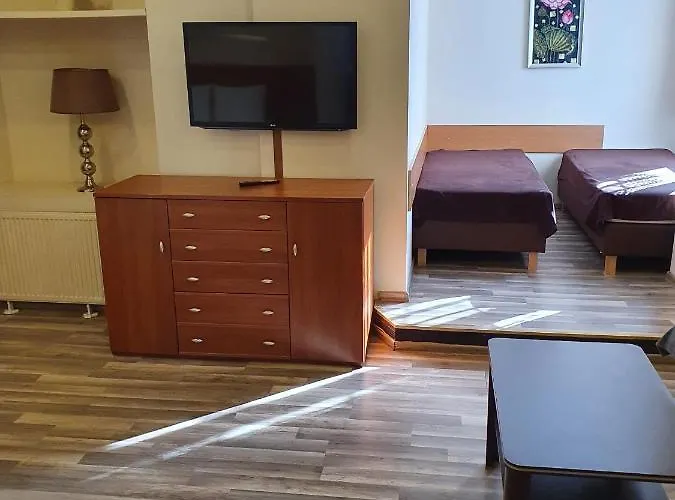 Centrum Noclegowe 1 Апартаменти